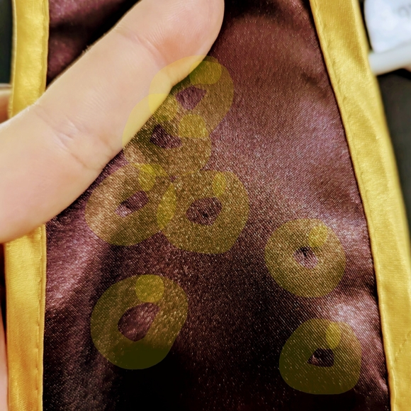 Texas State University Black Graduation Gown with Maroon and Gold Stole - Picture 7 of 11